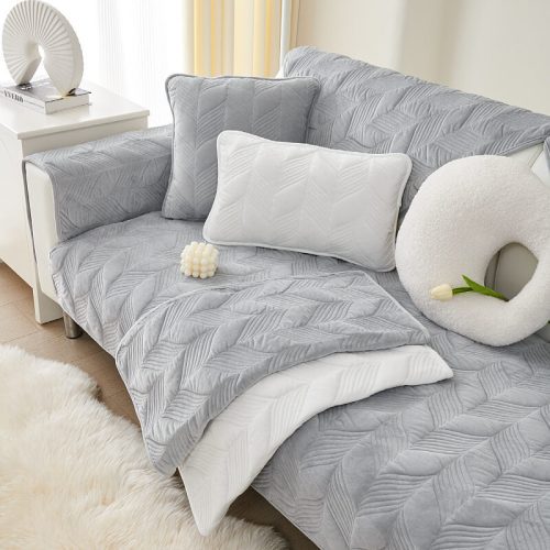 SuedeElegantPatternSofaProtectiveNon SlipCouchCover 1 56c9566a f31f 4f87 bd5a e4052ab33c0d