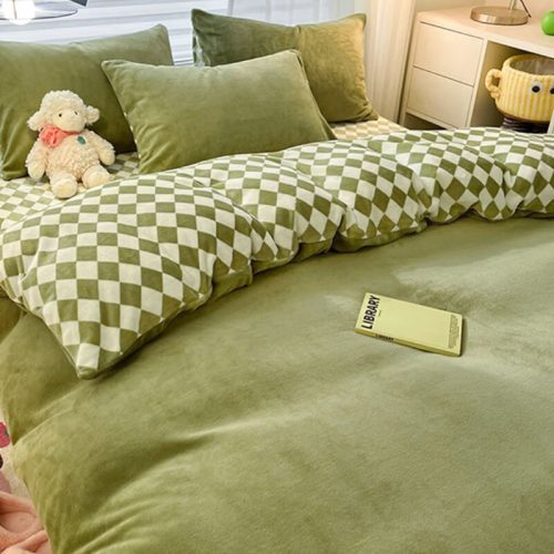 WarmPlushPlaidSkin FriendlySoftBedSheetSet 6