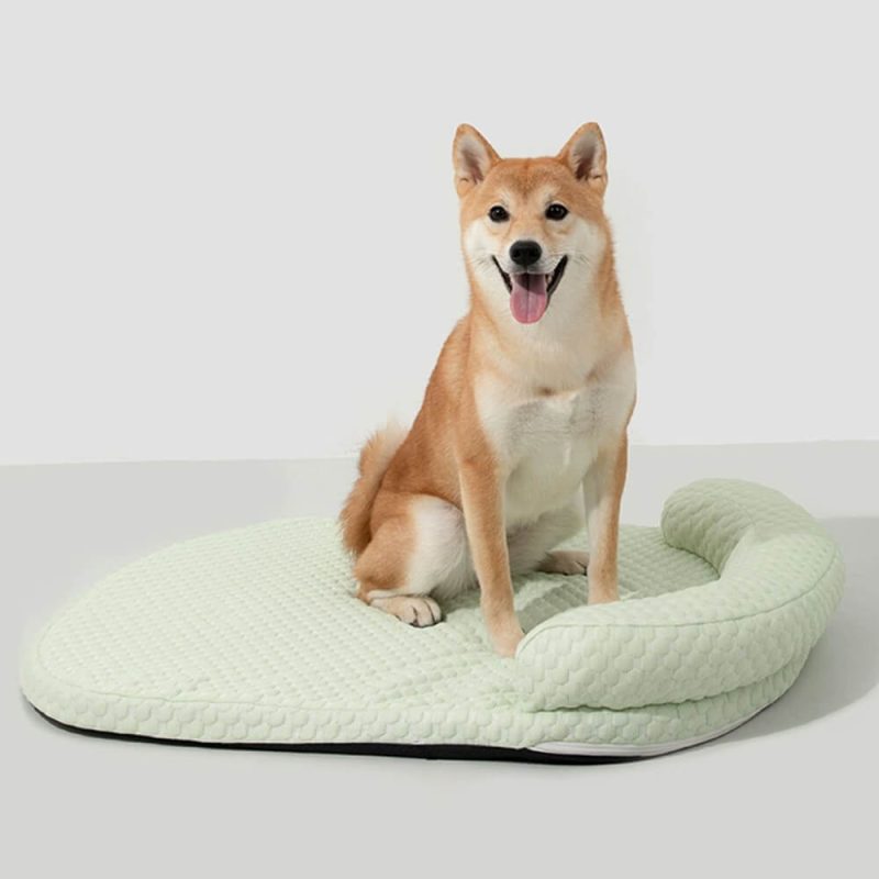 funnyfuzzyCoolingBreathableNeckSupportDogPillowBed 1