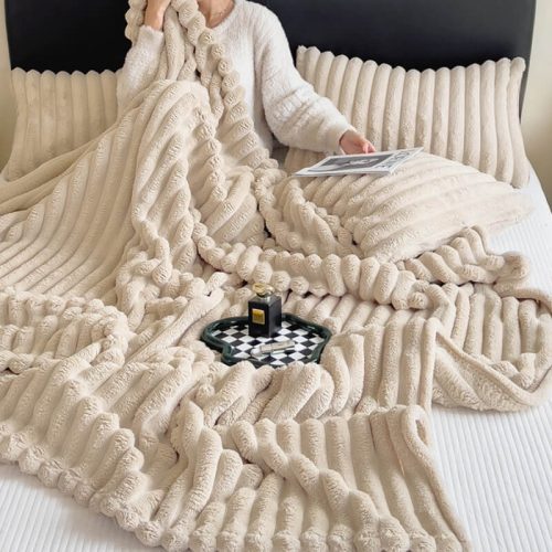 funnyfuzzyWarmImitationRabbitPlushSofaThrowBlanketDogBlanket 2 3bbd37bb e9d4 4d62 86b1 b2f53238b0eb