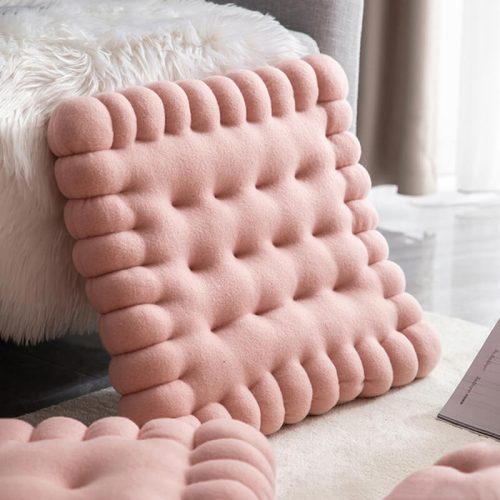 funnyfuzzy BiscuitDogBed9